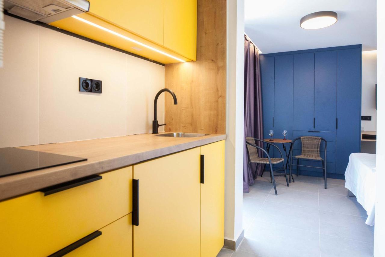 Athens Studio Escape With Balcony