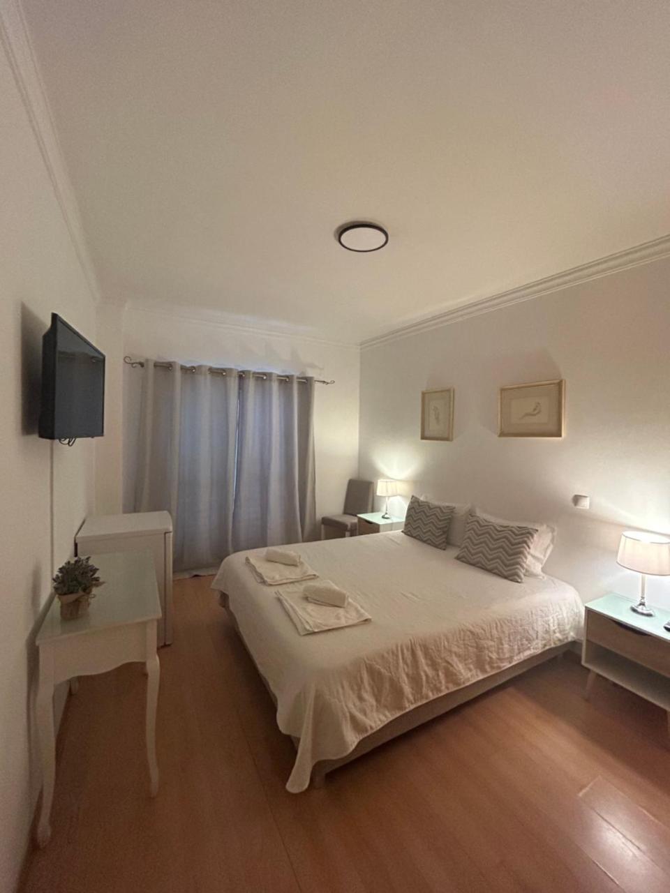 Lagos Royal Rooms And Suites (Adults Only)