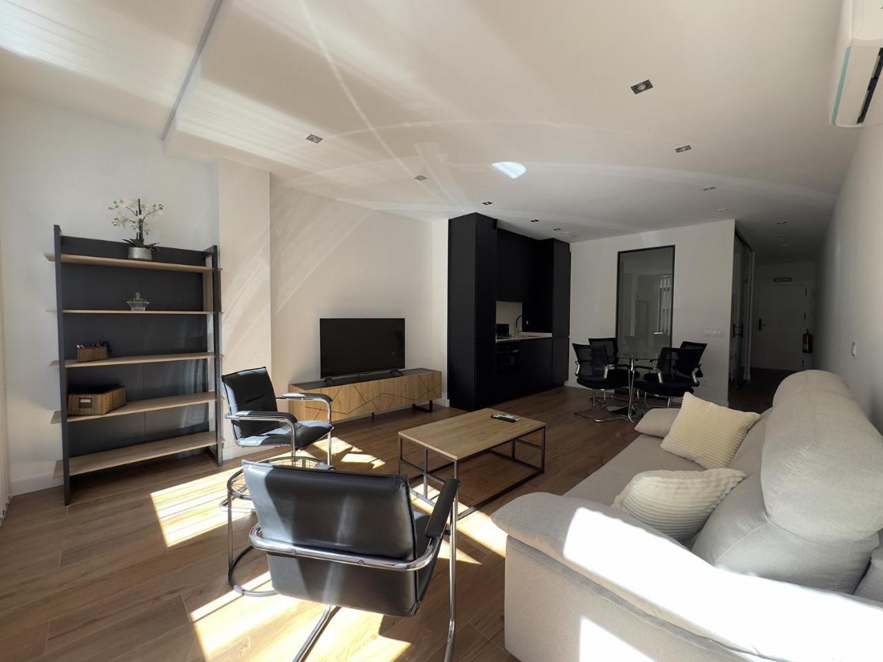 Apartamentos Alfisa Puerta Del Sol