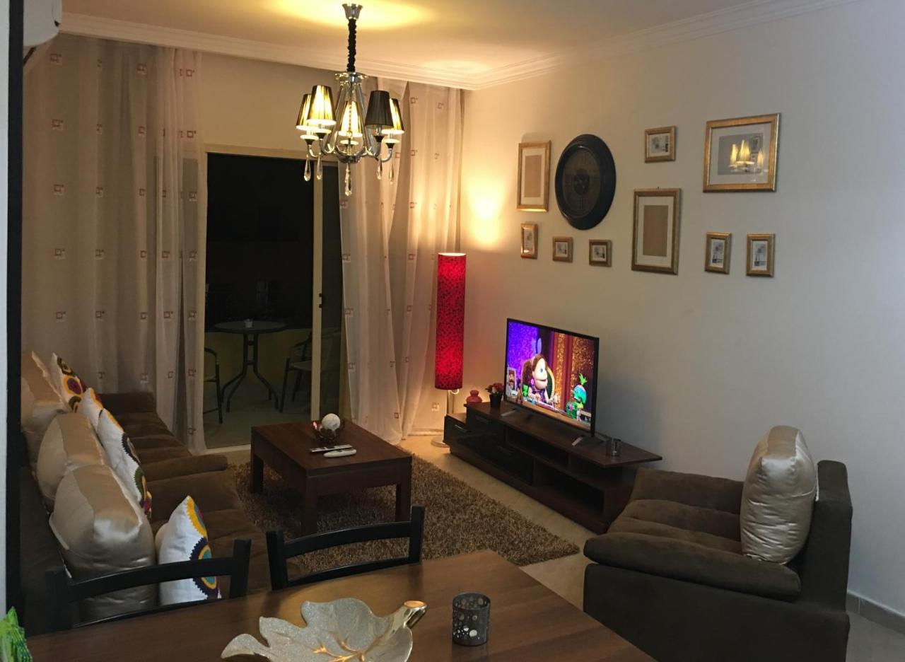 Pool View Apartments At British Resort Unit 13