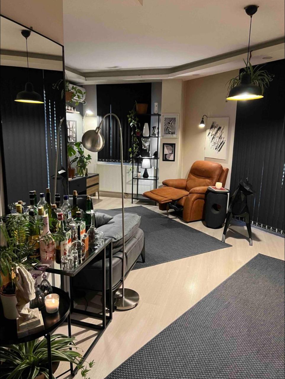Vaveyla Home