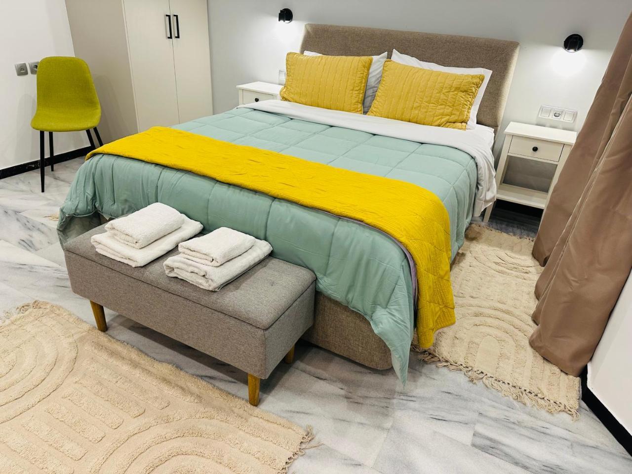 Grey Suite At Piraeus Port