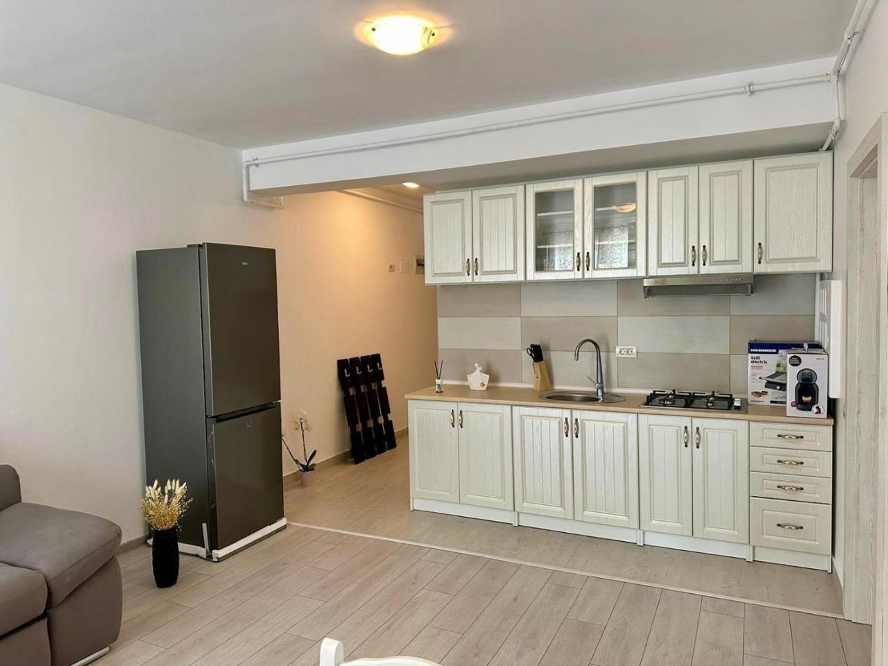 Flowers Apartament Mamaia Nord