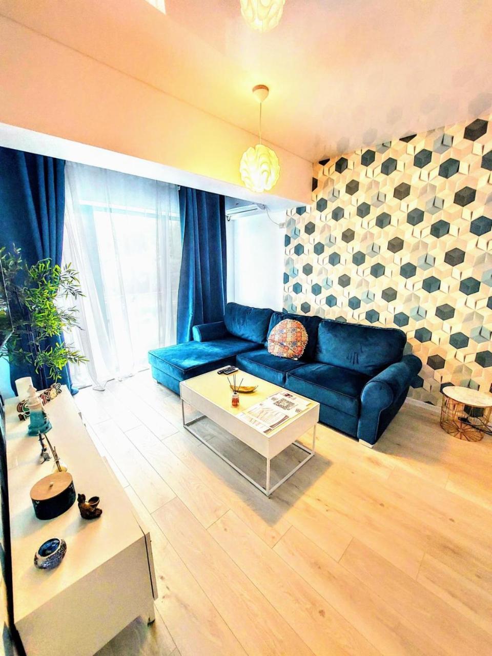 Apartament Cnc Zev