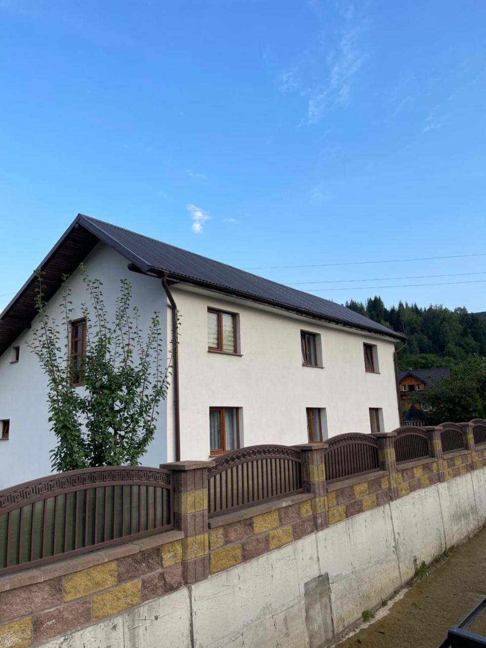 Bucovina-mountainhouse-5br-fireplace-hottub-wifi