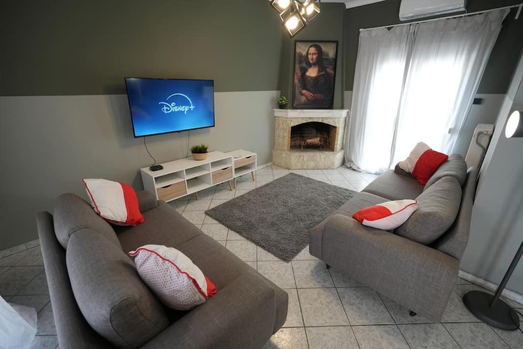 Modern Athenian Penthouse