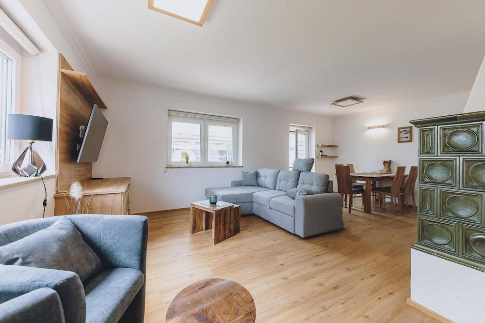 Spa Chalet Garden Lodge