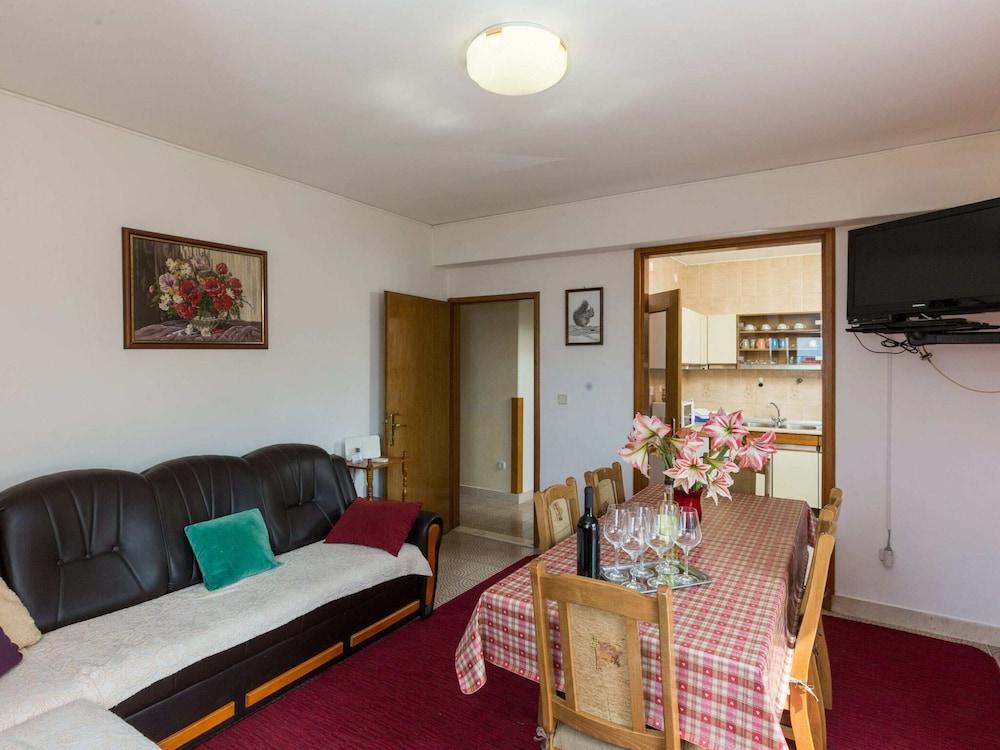 Apartments Kisic-three Bedroom Apartment With Sea View