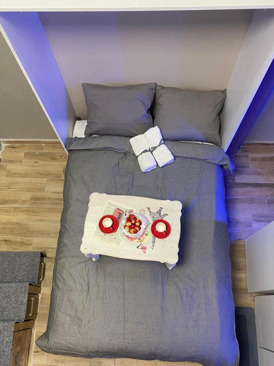 Office Home by Vilfredo