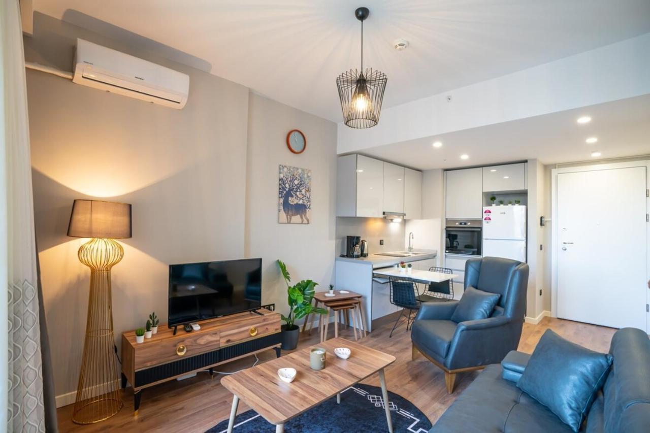 Stylish 1-bedroom Apt Experience City's Pulse