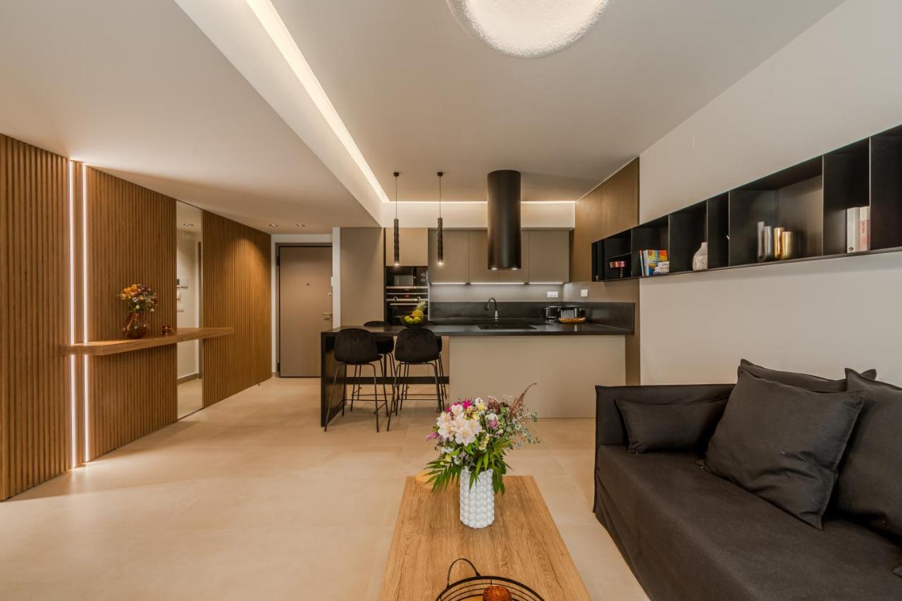 Dreamy 2 Bd Apt In The Heart Of The City by Hospi