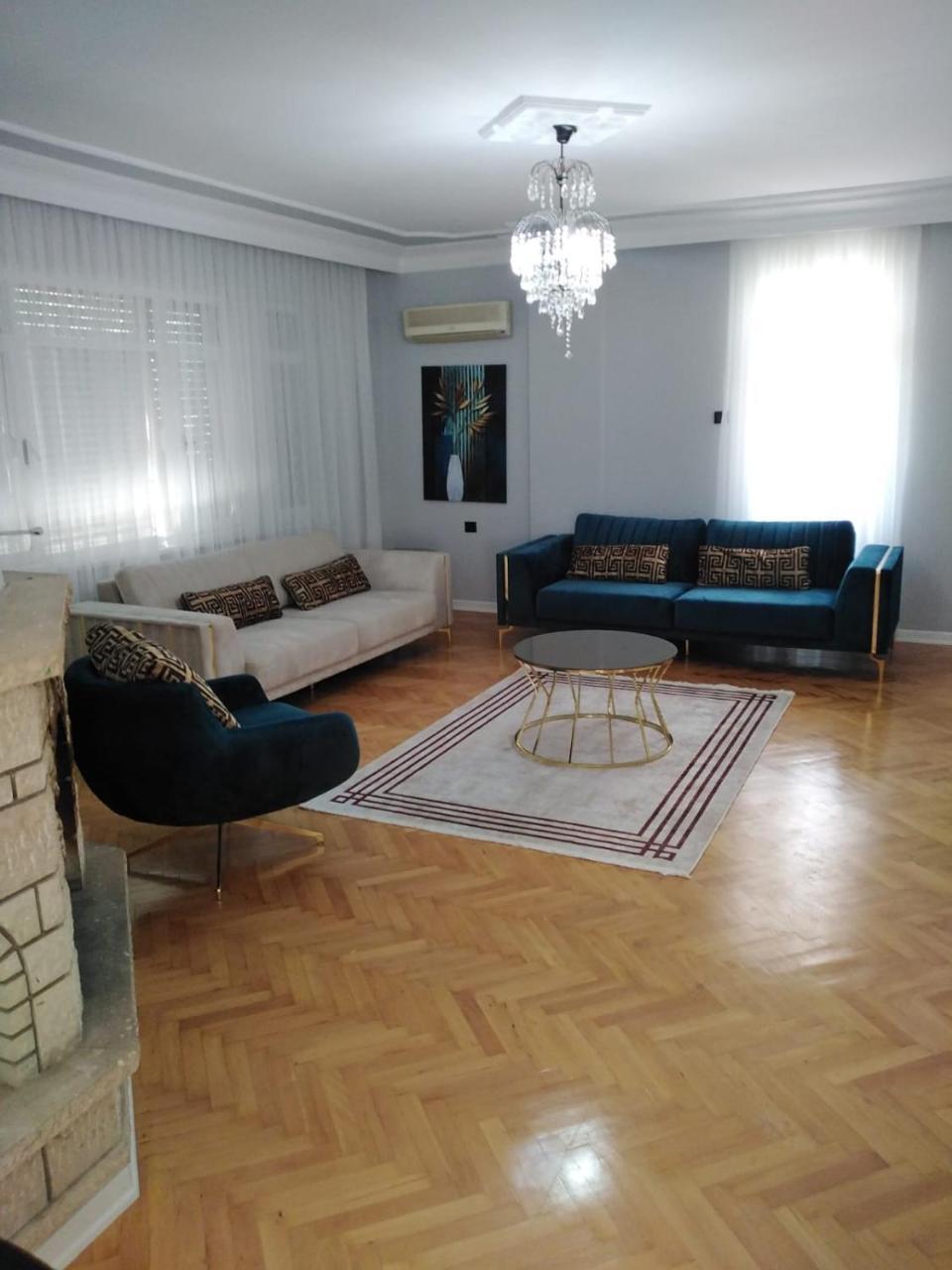 Merkezi Ve Lokasyon Mukemmel Konforlu