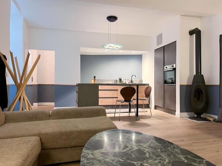 Helle Erdgeschosswohnung, Nahe Zentrum Und Schoenbrunn