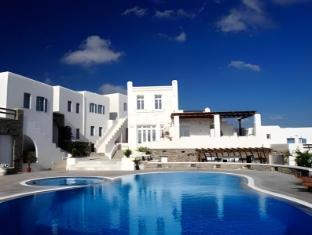 En Lefko Suites Hotel