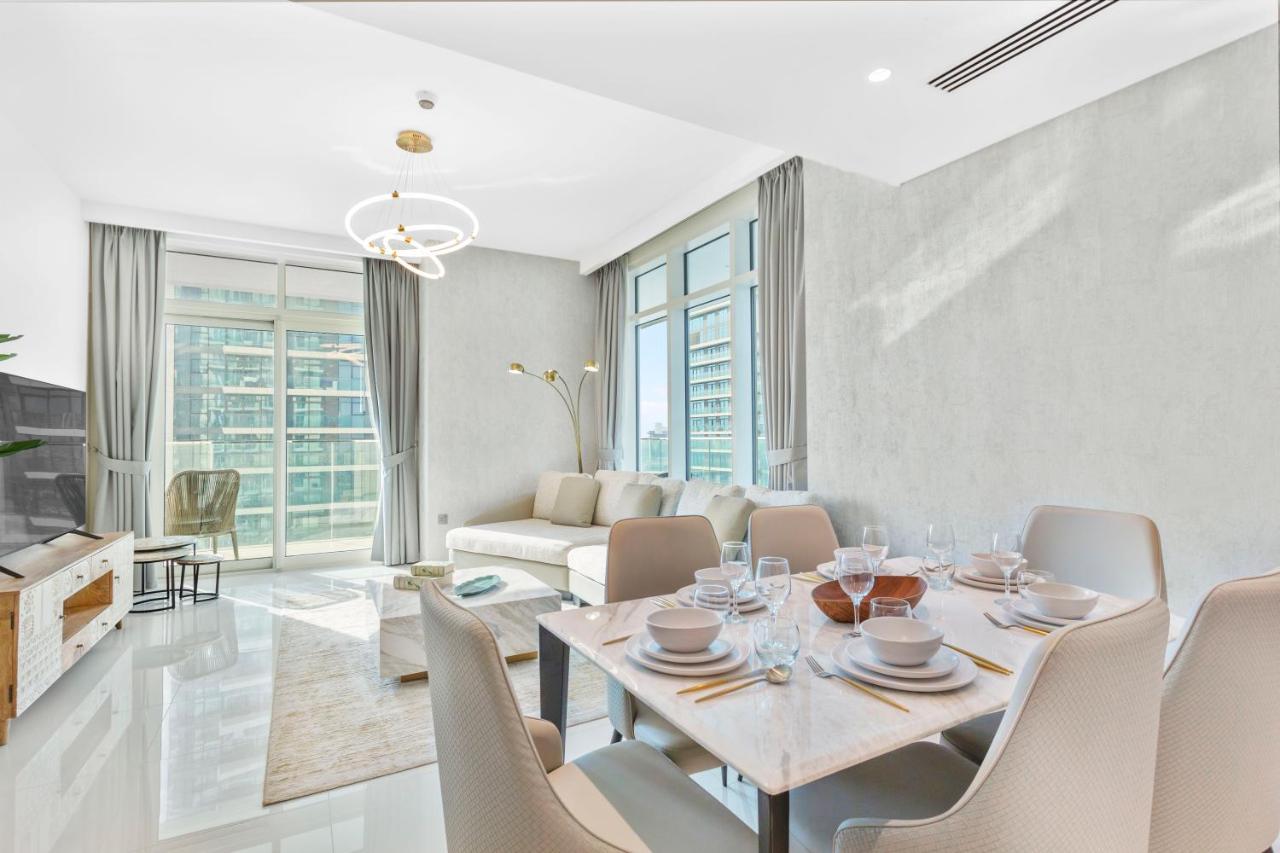 Tropical Home W Private Beach in Emaar Beachfront