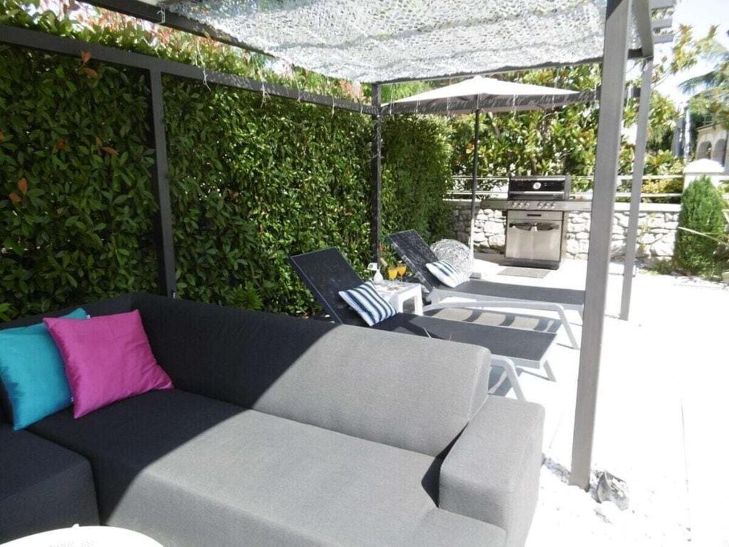 Villa Luka Apartment Cream