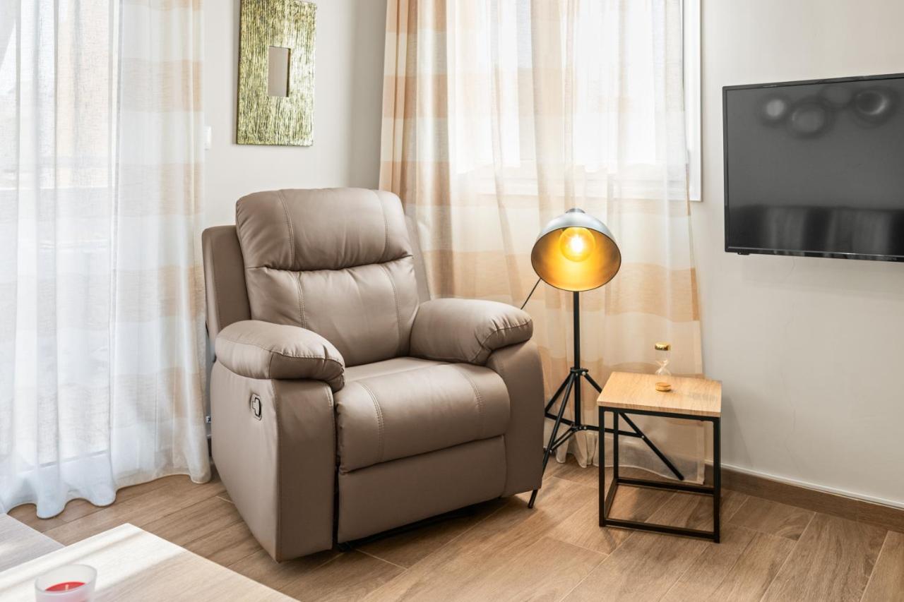 Cityview Fully Equipped Apt by Hospi #1