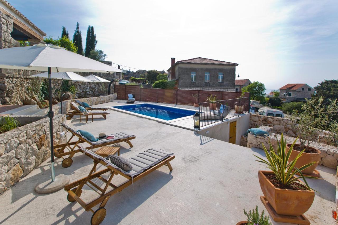 Villa Kate With Private Pool & Bbq