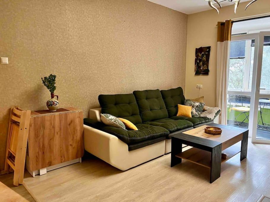 Cozy 2br Oasis In Central Burgas