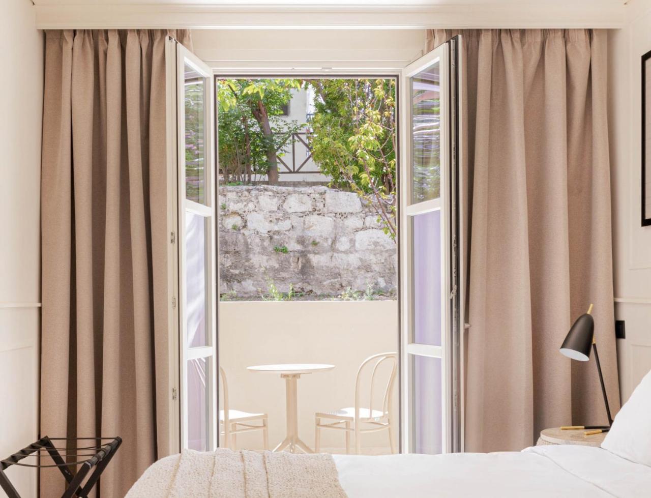 Doryssa Theorem Hotel