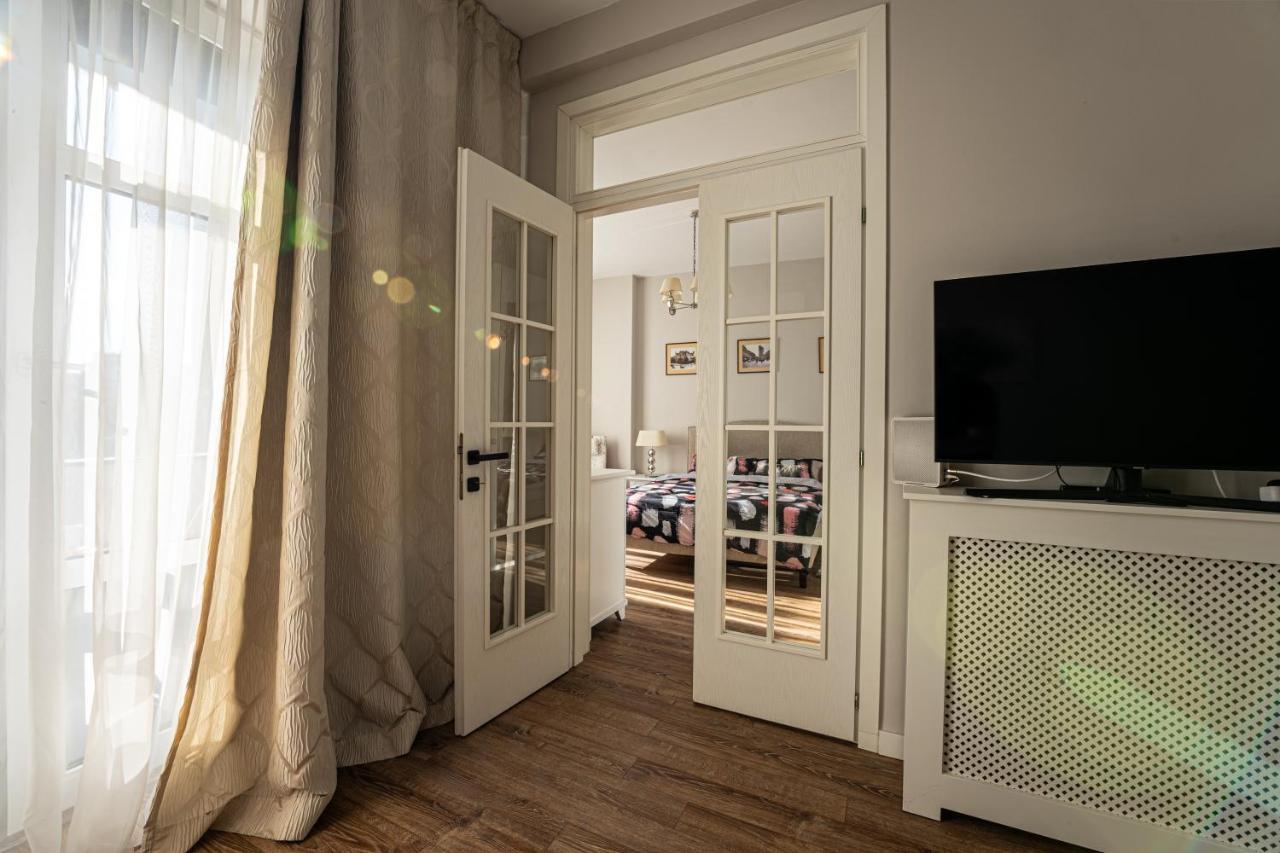 Cozy Two Room Apartment Heart Of The City Victoriei 2, Old Town