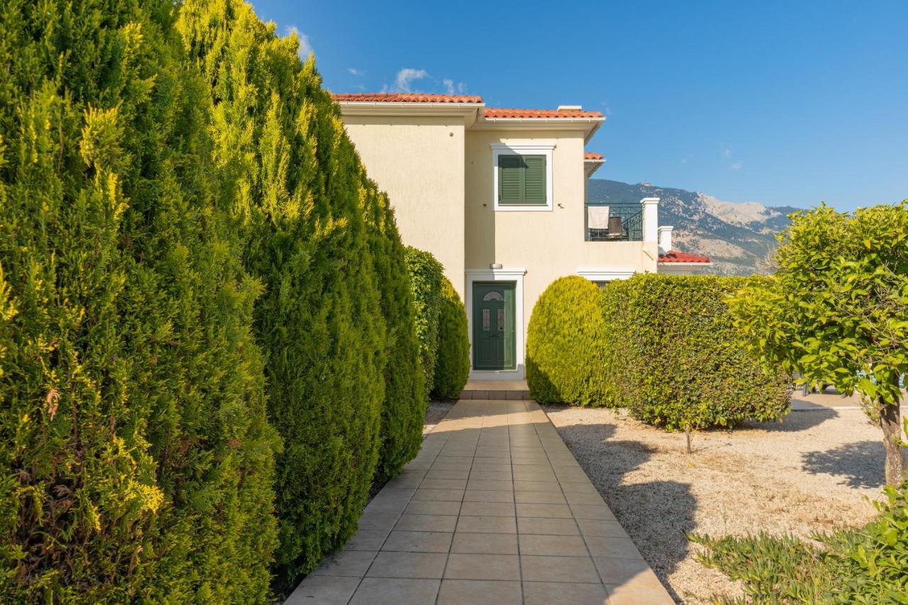 Villa Petra In Karavados