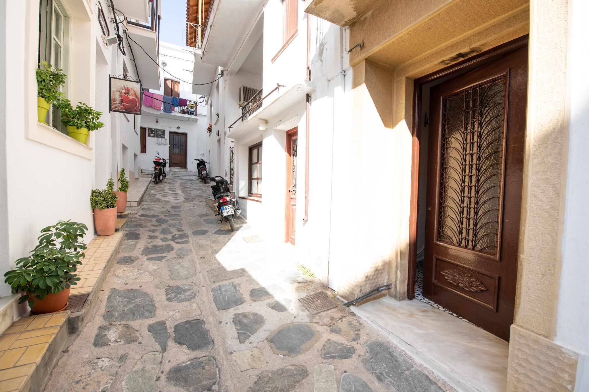 Lovely 1-bedroom Flat In Skopelos