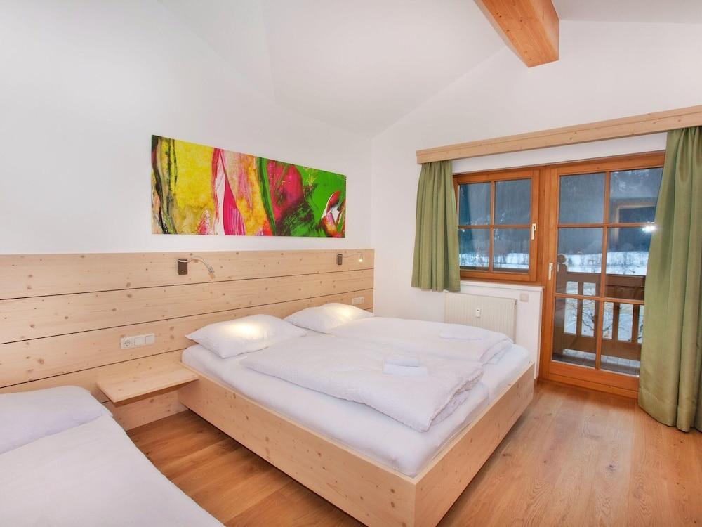 Apartment In Wald Im Pinzgau With Swimming Pool & Views