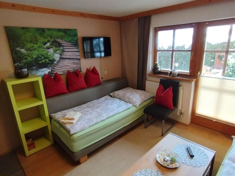 Cosy Apartment With Garden In Salzburger Land