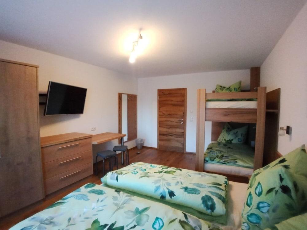 High-quality Holiday Apartment In Oberkrimml Near Waterfalls