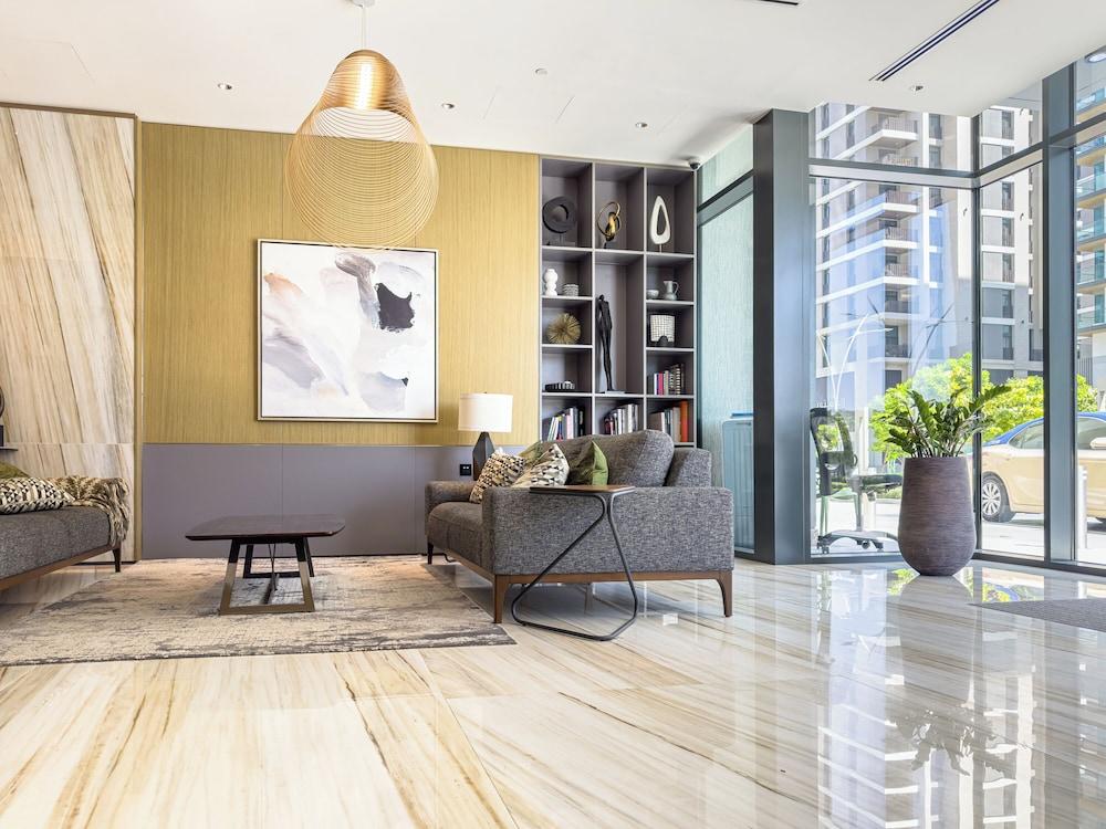 Marco Polo Stunning 2br With Burj View, Spacious Gym & Pool