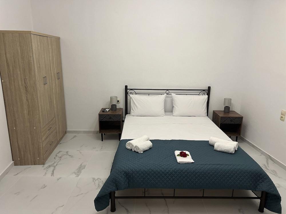 Kourites Apartments