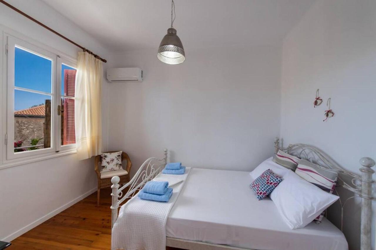 To Patriko Lefkada Cozy Village Home With Parking