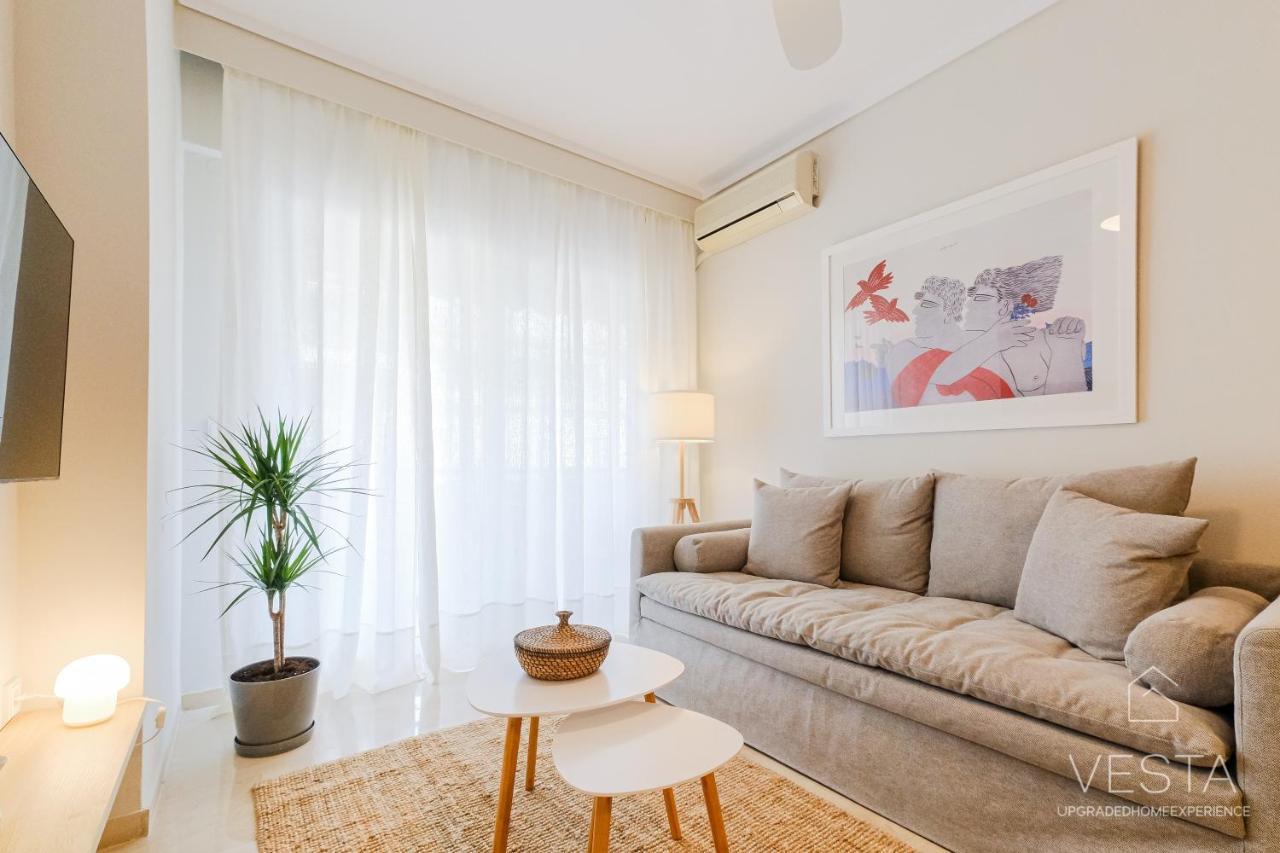 The Modern World Apartment, Vesta Philoxenia