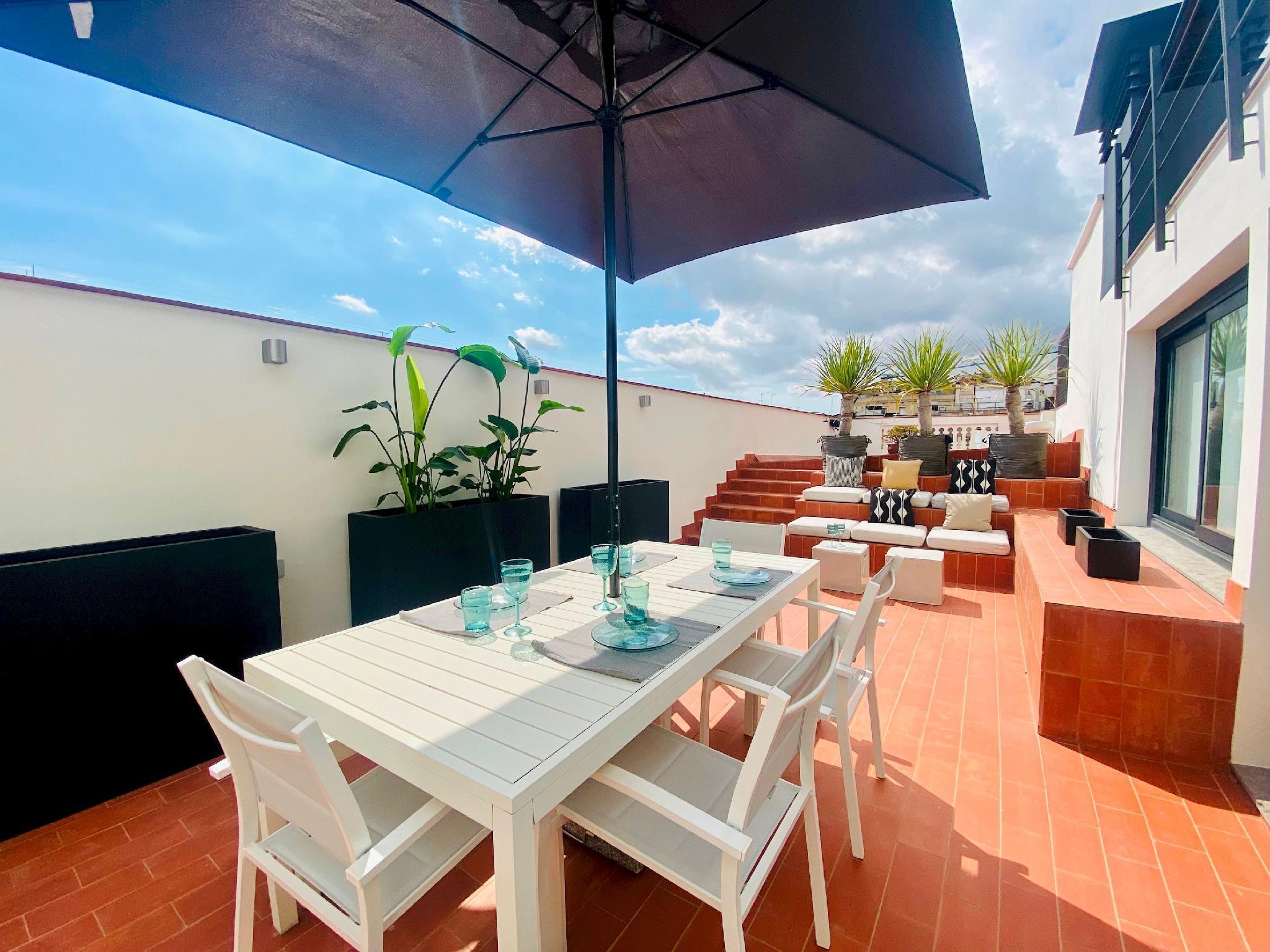 Modern Penthouse With Views Near Paseo de Gracia by Myrentalhost