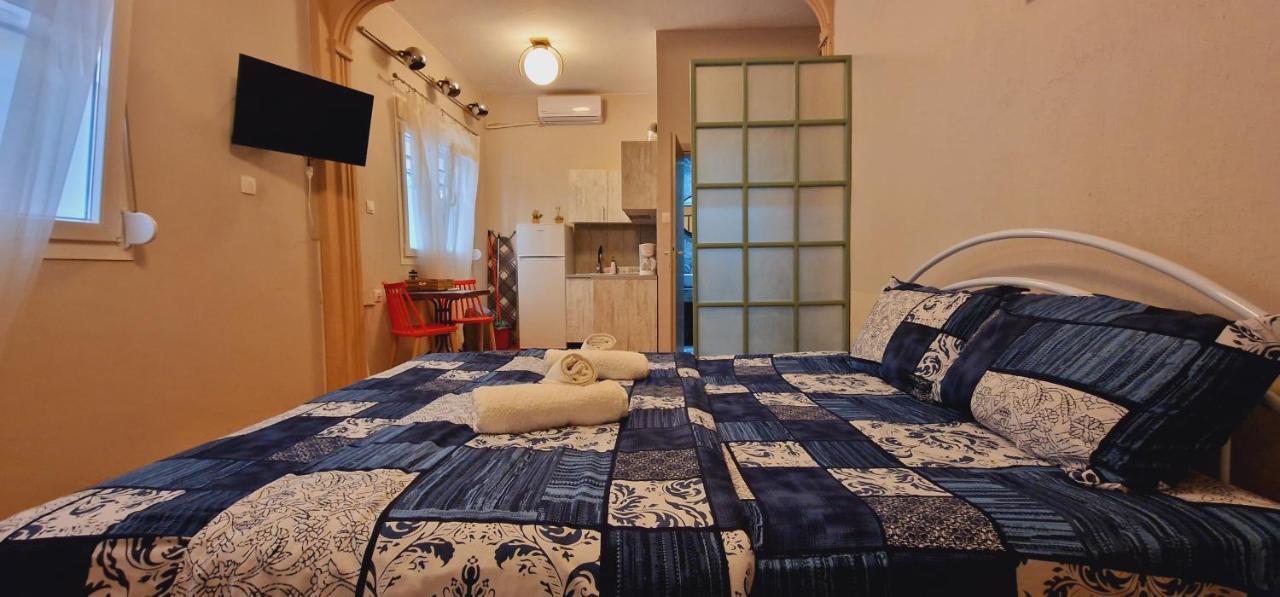 Closer Central Studio & Apartment