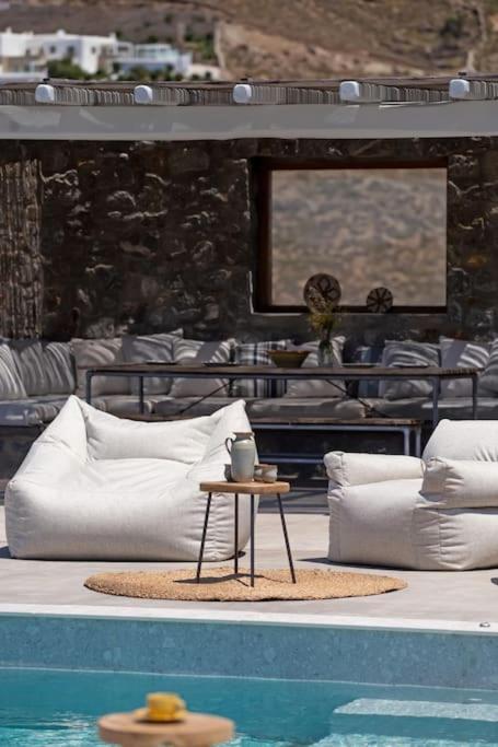 Cabana Pool Villas Near Alemagou Beach