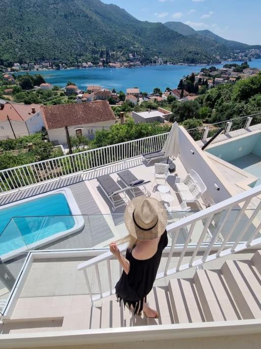 Villa Ansay With Heated Swim Spa Pool & Sea View