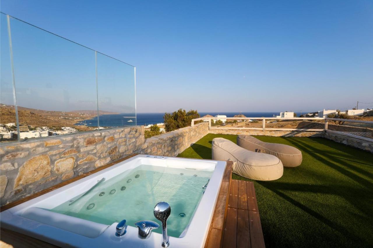 Sophisticated Mykonos Apartment | Apartment Amorino | Terrace With Private Hot Tub | Outdoor Dining Area | Kalafatis