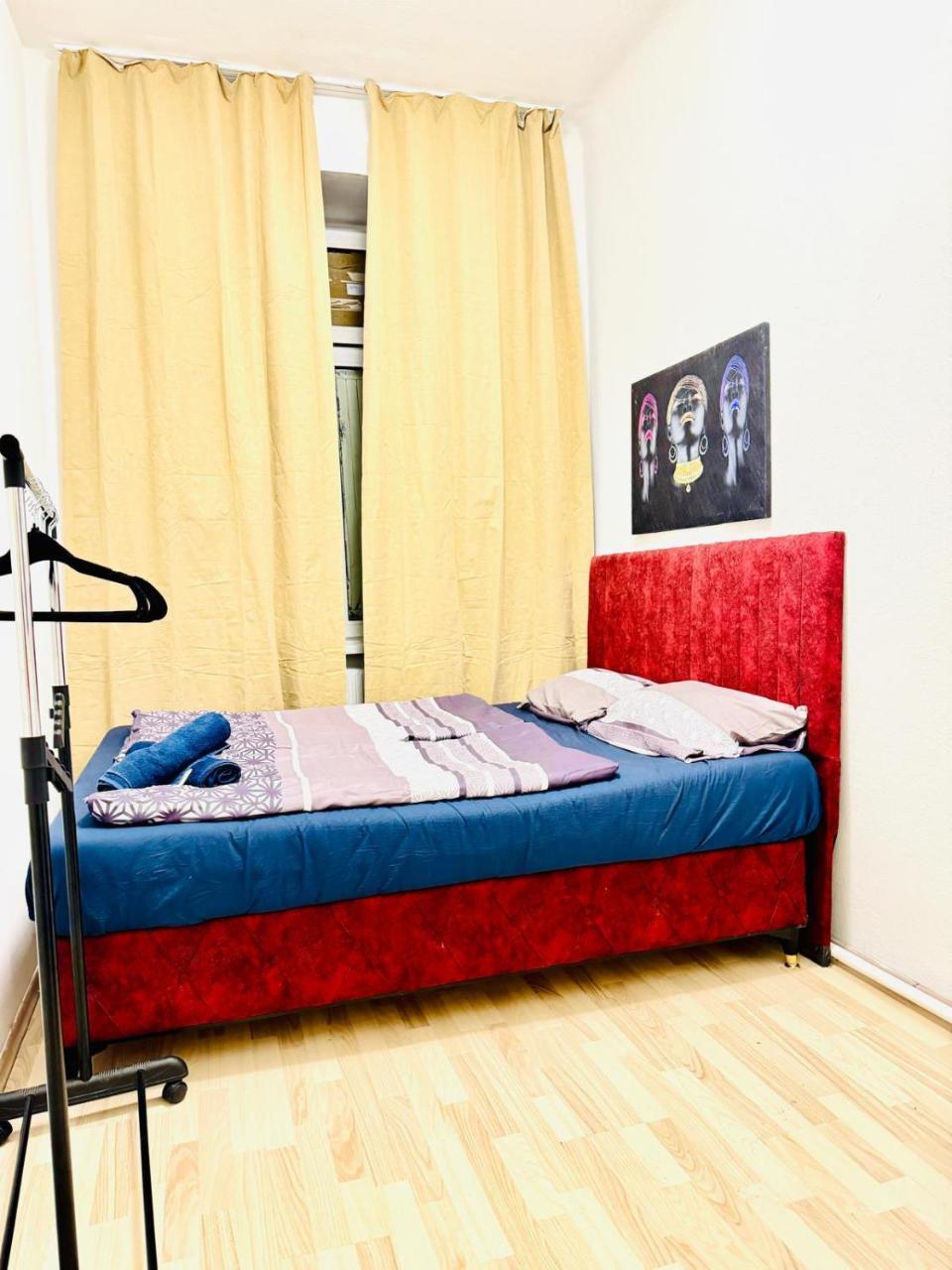 Rooms In A Shared Apt, 10min To Fac Platz