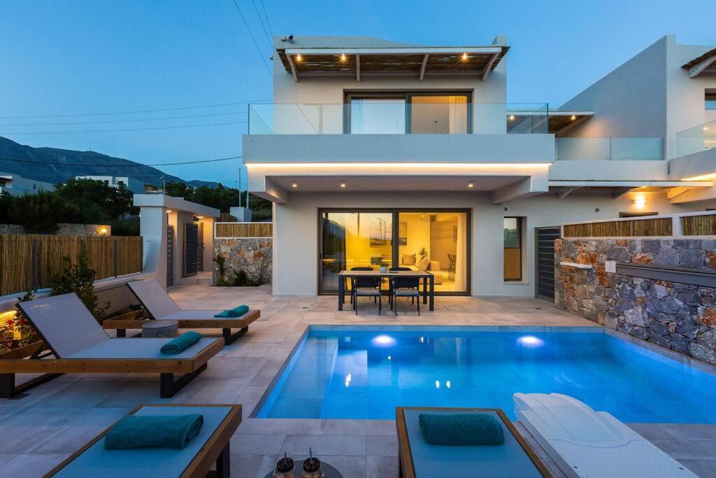 Villa Daphne-naiades/ 2 Bedrooms,luxury,beachfront