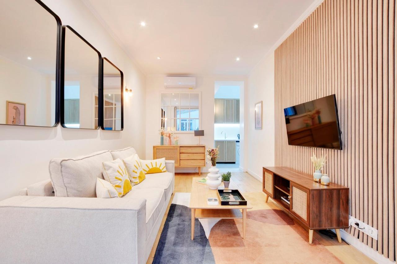 Pick A Flat's Apartment In Le Marais Rue Vieille Du Temple