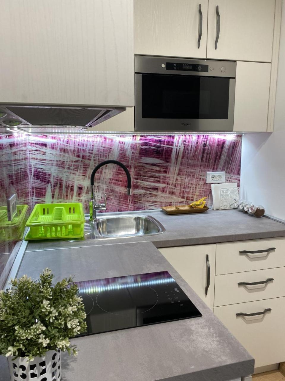 Studio Apartments With Terrace Near Sea Angela's Apartments