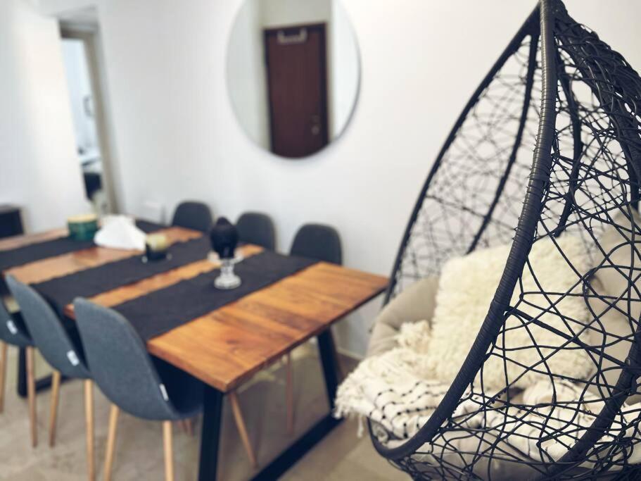 Minimal 3br Apartment In Athens