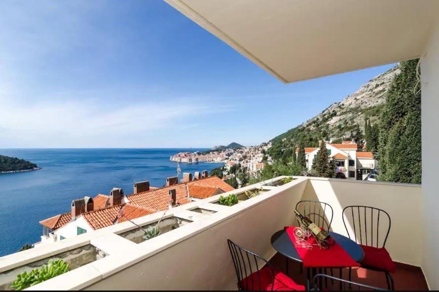 Apartment Zlatni Potok Best View Of The Old Town