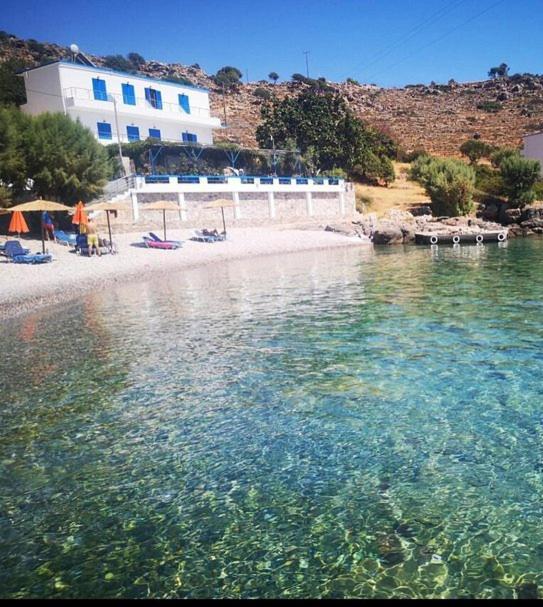 Finikas Resort Sfakia Seaside Rooms