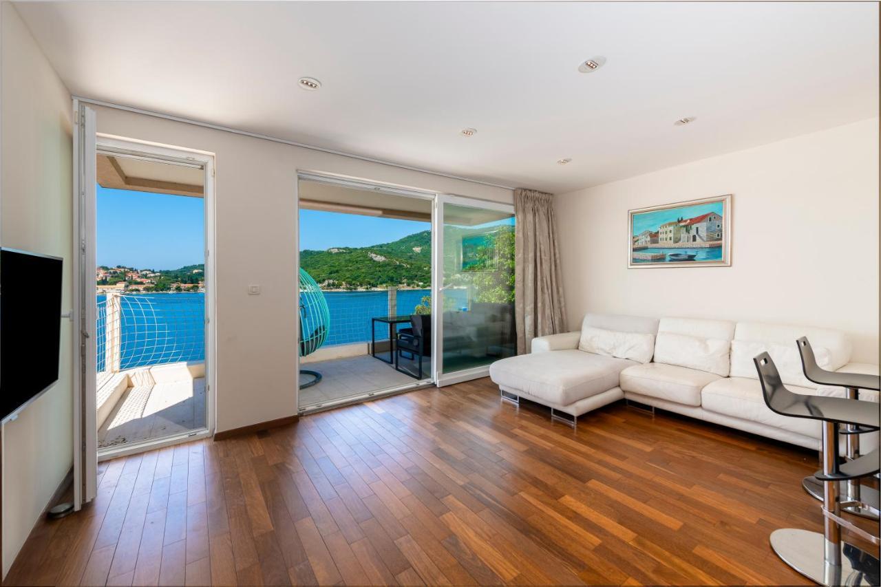 New Five Star Superior Apartment