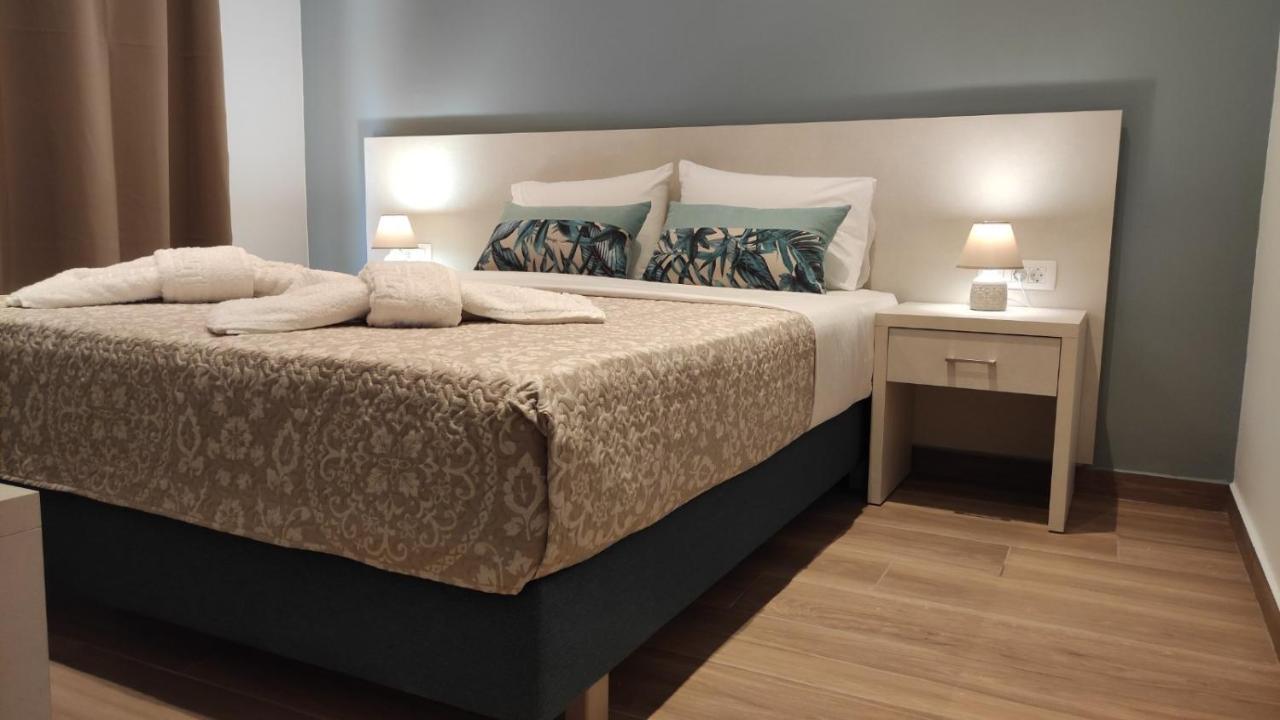 Soula Apartments & Studios