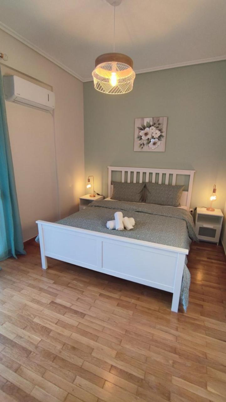 Kalithea Cosy Apartment Near Train Stations