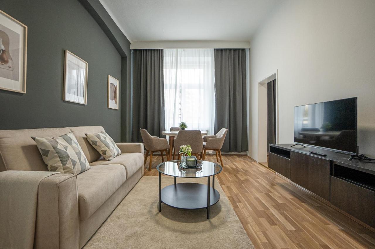Cozy 1-br Apartment With A King Bed In A Calm Area